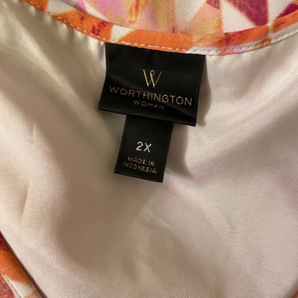 Worthington Women’s Sleeveless Lined Handkerchief Style Pullover Blouse - Picture 3 of 4